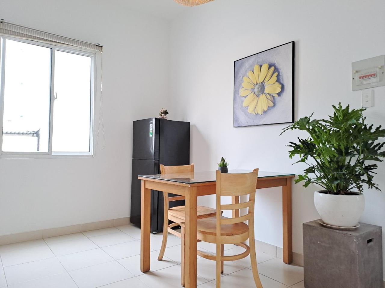 Apartment Peaceful At Ba Trung Street, District 3 *