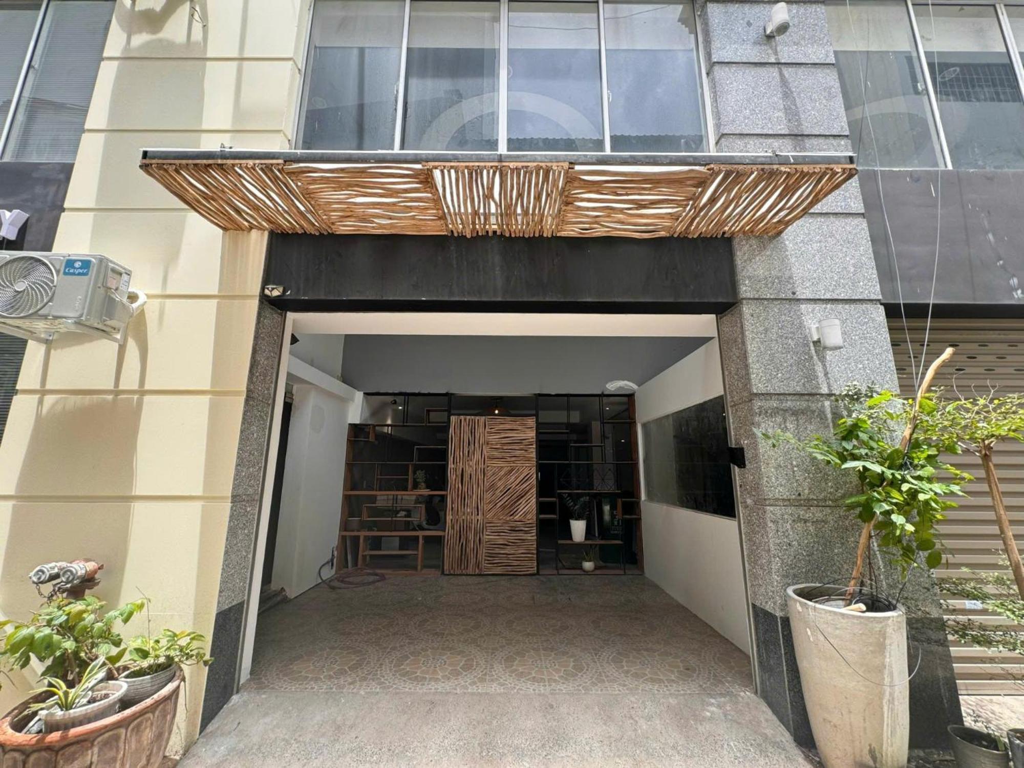 Peaceful At Ba Trung Street, District 3 Apartment Ho Chi Minh City
