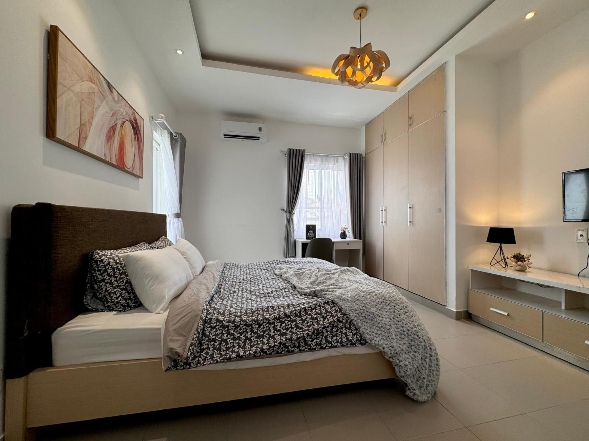 Peaceful At Ba Trung Street, District 3 Apartment